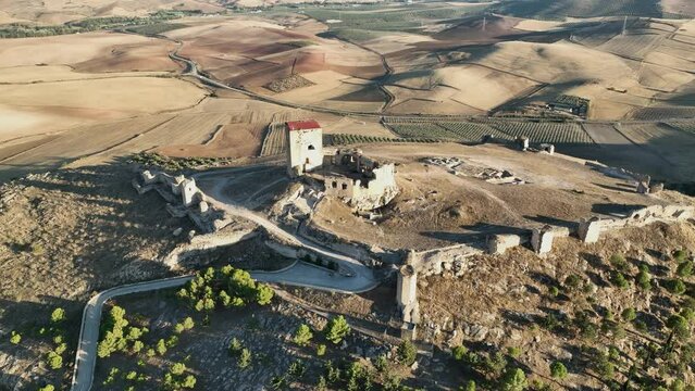 el castillo de la estrella en el municipio de Teba visto desde un dron al atardecer, Andaluc&iacute;a
