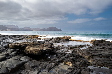 paysage volcanique sur l'île de Saint Vincent au Cap Vert en Afrique de l'Ouest