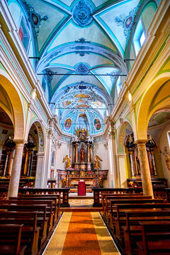 Saint Abundius Parish Church interior, Collina d'Oro, Switzerland