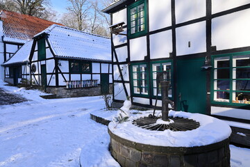 Historische Fachwerkhäuser im Winter in Iserlohn im Sauerland	
