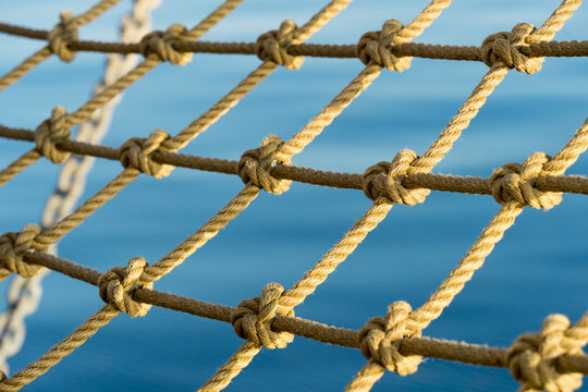 Details sailing ship, synonymous with coaching, team building, cohesion and personality development and leadership in business