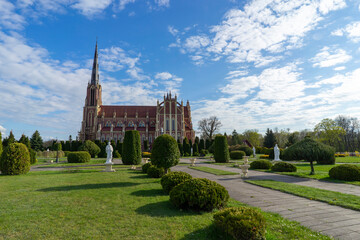 Church of the Holy Trinity, Hyervyaty