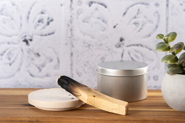 The burning tree of Palo Santo, aromatherapy at home