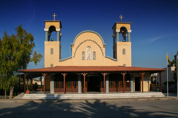 Church in the Greek town, interesting architecture - 780039835