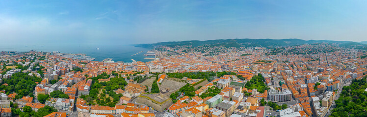 Obraz premium Panorama view of Italian town Trieste