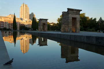 Fototapeta na wymiar Afternoon view of Debod temple in Madrid, Spain