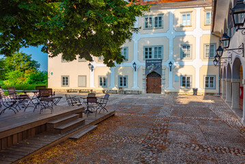Obraz premium Khislstein castle in Slovenian town Kranj