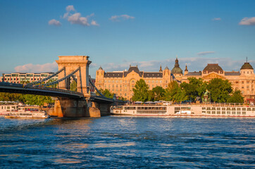 Panoramic view of the Chain Bridge over the Danube river in Budapest, Hungary - 780097277