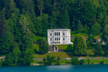 Fototapeta na wymiar Shore of lake Bled in Slovenia