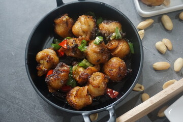 Stir-fried squid mouth with butter