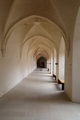 Fototapeta na wymiar Kreuzgang von Kloster Dalheim bei Lichtenau im Paderborner Land