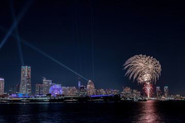 みなとみらい花火