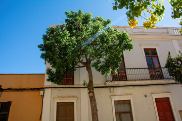 Old house with balcony in Spain - 780360007