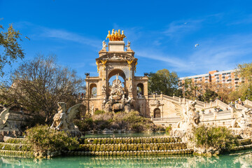 Quadriga de l'Aurora im Park La Ciutadella (Parc de La Ciutadella) in der Altstadt von Barcelona, Spanien