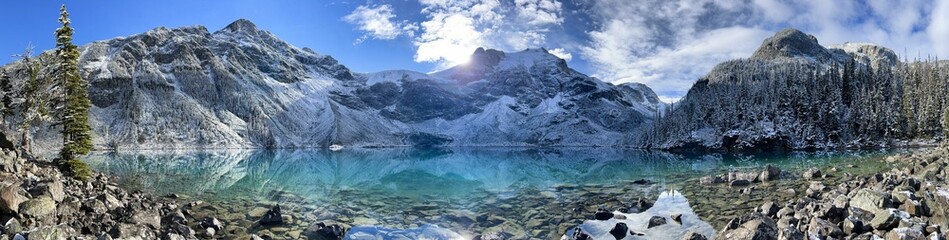 Mountain and beautiful turquoise lake, Joffre Lakes Provincial Park, British Columbia, Canada