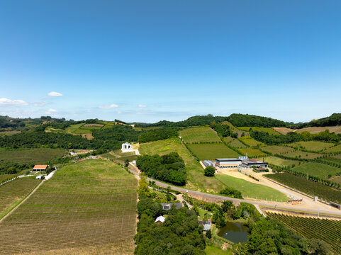 Imagem a&eacute;rea do Vale dos Vinhedos na cidade de Bento Gon&ccedil;alves, Rio Grande do Sul.