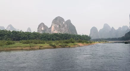 Papier Peint photo autocollant Guilin Karst mountains and Li River in the early morning