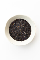 白背景に黒胡麻