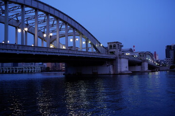 隅田川にかかる勝鬨橋