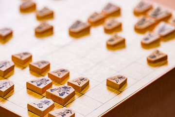 将棋 は 日本 の 伝統的 な ボードゲーム 【 将棋 を 指す イメージ 】