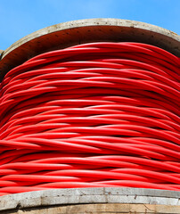 red high voltage electrical cable reel for transporting electricity from power plant