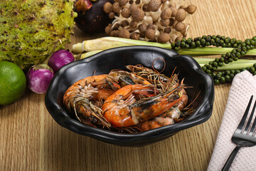 Boiled big tiger fresh shrimp