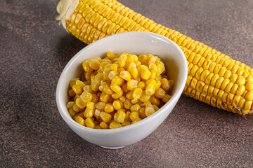 Marinated corn in the bowl