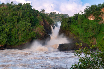Murchison Falls im Abendlicht	