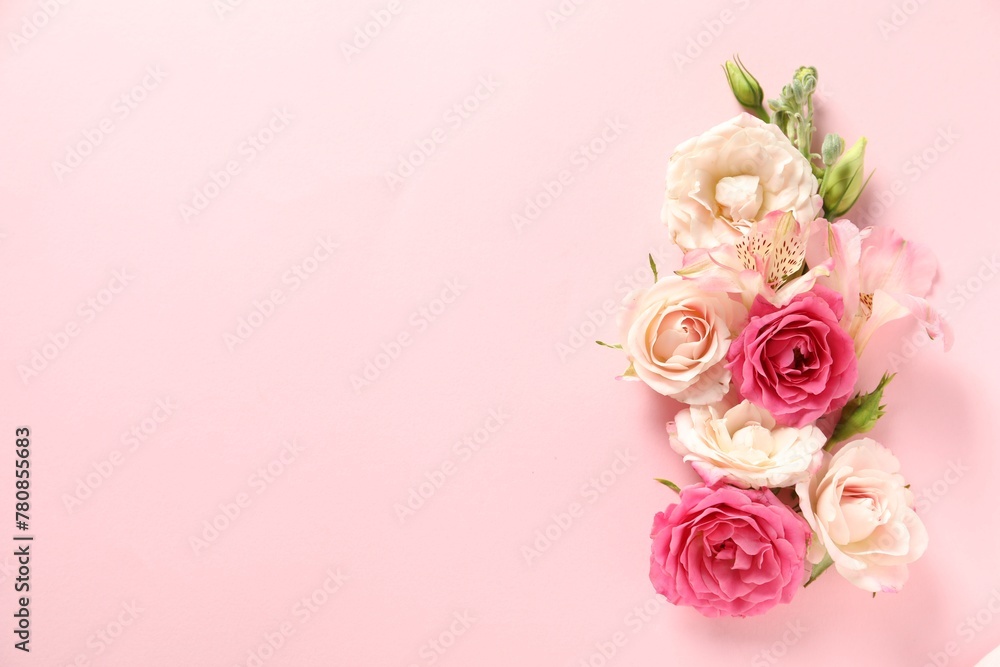 Poster Happy Mother's Day. Beautiful roses on pink background, flat lay. Space for text