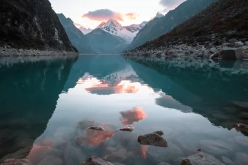 Selbstklebende Fototapeten Lake Paron © Galyna Andrushko