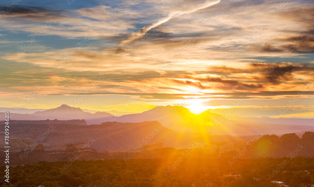 Poster Mountains on sunset