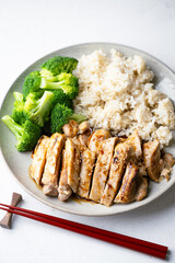 teriyaki chicken with broccoli and rice