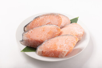 冷凍　塩銀さけ　（チリ産　養殖）（宮城県加工）