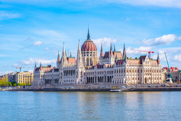 Fototapeta na wymiar ungarian Parliament at daytime. Budapest. One of the most beautiful buildings in the Hungarian capital.