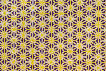 黄色と紫色の麻の葉文様