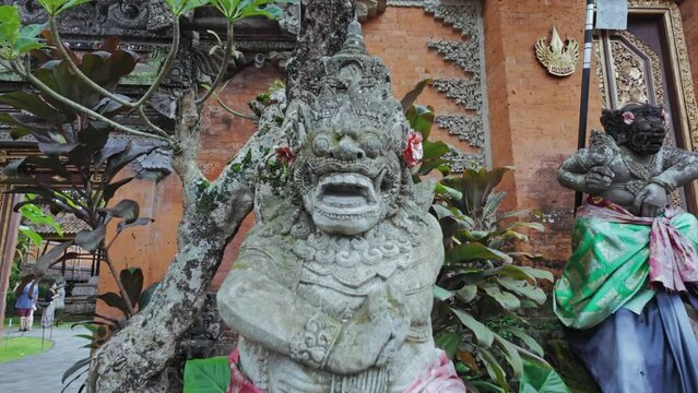 Hindu statue in the Ubud Palace, Ubud, Bali, Indonesia.