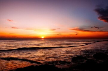 Obraz premium Beautiful red sunset