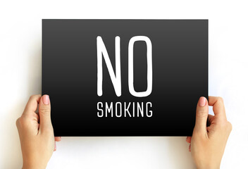 No smoking text quote on card, health concept background - obrazy, fototapety, plakaty