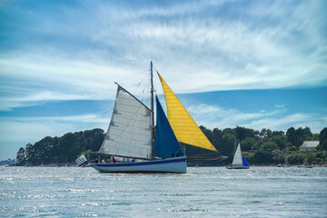 An old sailing ships at the Ile-aux-Moines island,  beautiful seascape in the Morbihan gulf, Brittany
- 781456414