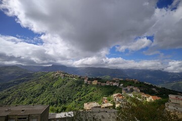 Fototapeta premium view of the mountains