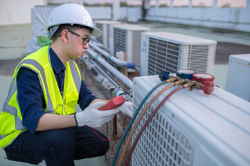 Refrigeration and Air Conditioning Engineering Detects Plant Cooling Problems,electrician...