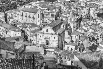 Panoramic view of Ibla, scenic lower district of Ragusa, Italy - 781499020