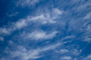 Blue sky cirrus clouds. - 781573059
