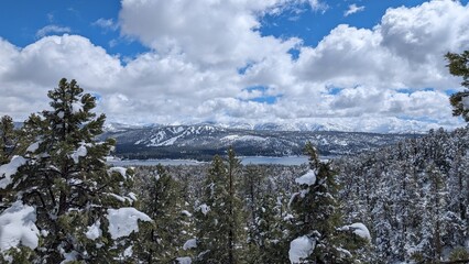 Big Bear Lake Hike, Snowy Day