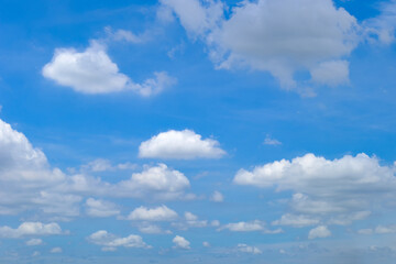 Naklejka na ściany i meble Sky is blue with many clouds