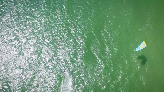 kite sheer athlete aerial view
