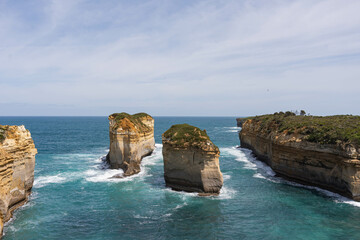 Loch Ard George; a beautiful rock formation in the Great Ocean Road where you can also visit nearby sites like 12 Apostles, The Razorback, The Grotto and many more