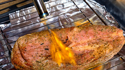 To give additional flavor, it is recommended to burn homemade ham with a gas burner