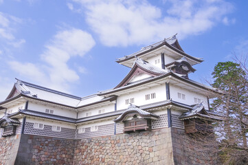 青空の金沢城