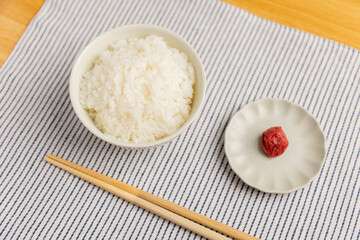 梅干しと白米